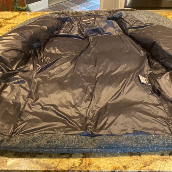 Men's Michael Kors coat - Picture 3 of 6